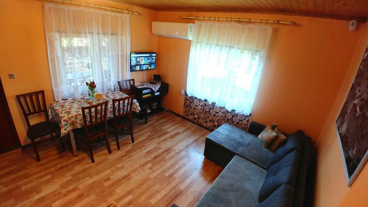 Domek "Igor" Nad Jeziorem Zywieckim W Zarzeczu Zarzecze  Exterior foto
